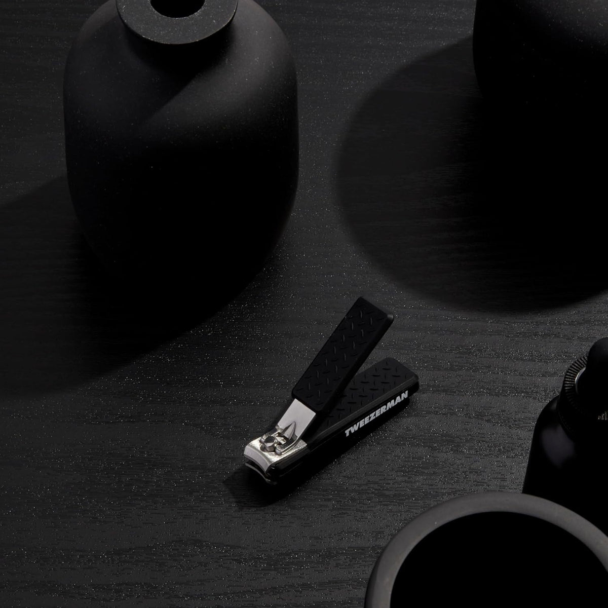 Tweezerman Precision Grip Fingernail Clipper Black