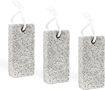 Amazon Basics Dead Skin Remover Smoothing Stone, Foot Exfoliator for Calluses and Cracked Heels, Grey, 3-Pack
